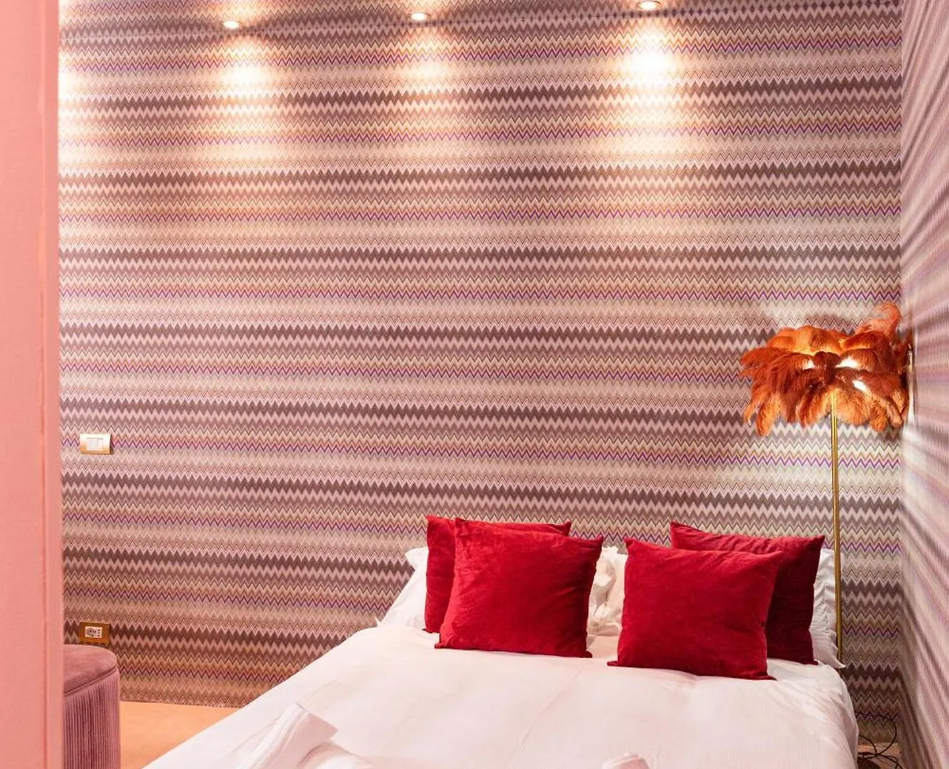 Piazza Del Carmine - Gold Exclusive Apartment - Apartment In The Underground No Windows Milan