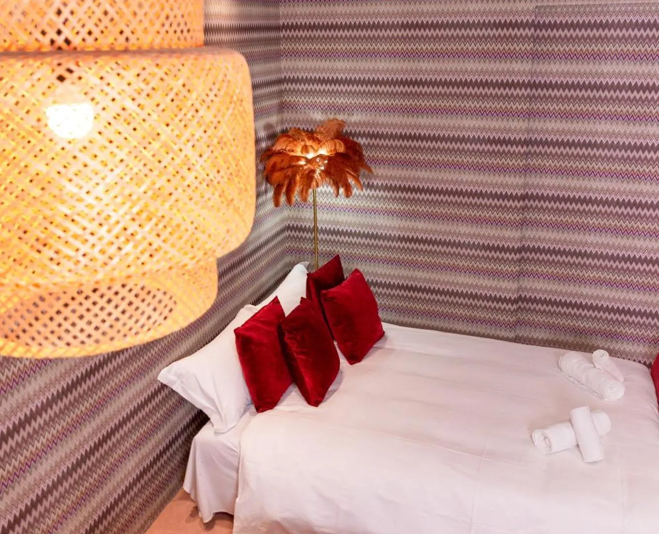 Piazza Del Carmine - Gold Exclusive Apartment - Apartment In The Underground No Windows Milan